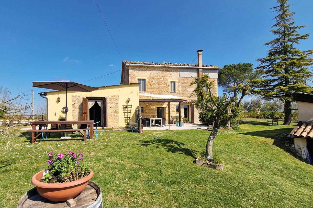 Villa Pilotti Country House Penna San Giovanni Dış mekan fotoğraf