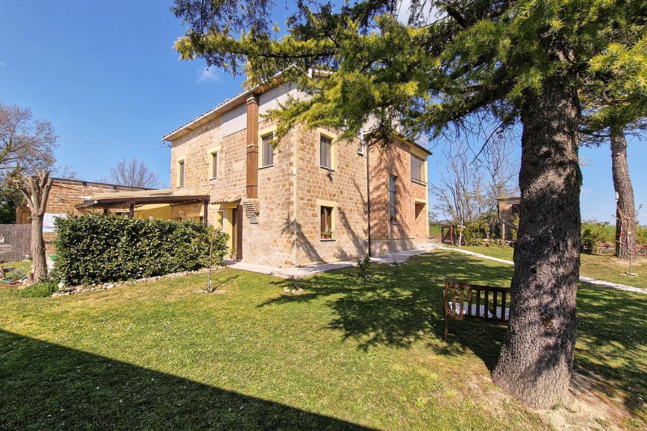 Villa Pilotti Country House Penna San Giovanni Dış mekan fotoğraf